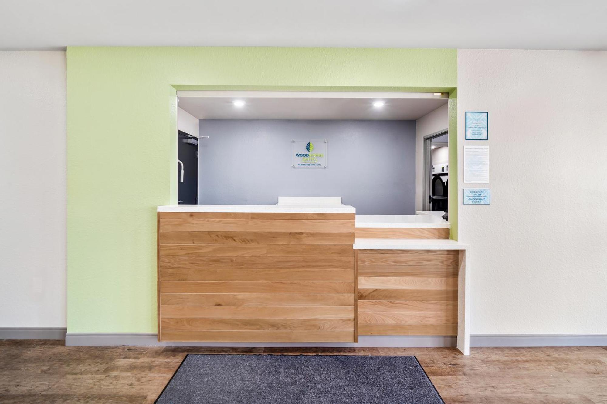 Hotel Woodspring Myers - Cape Coral 3*