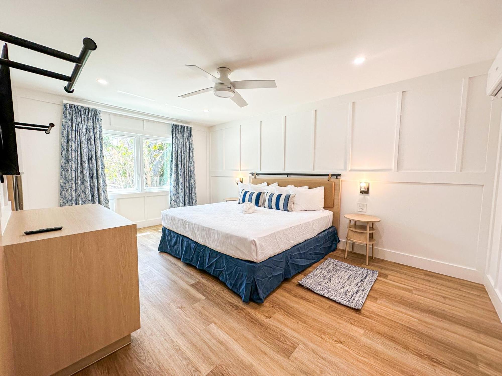 Lighthouse Resort: & Fort Myers Beach