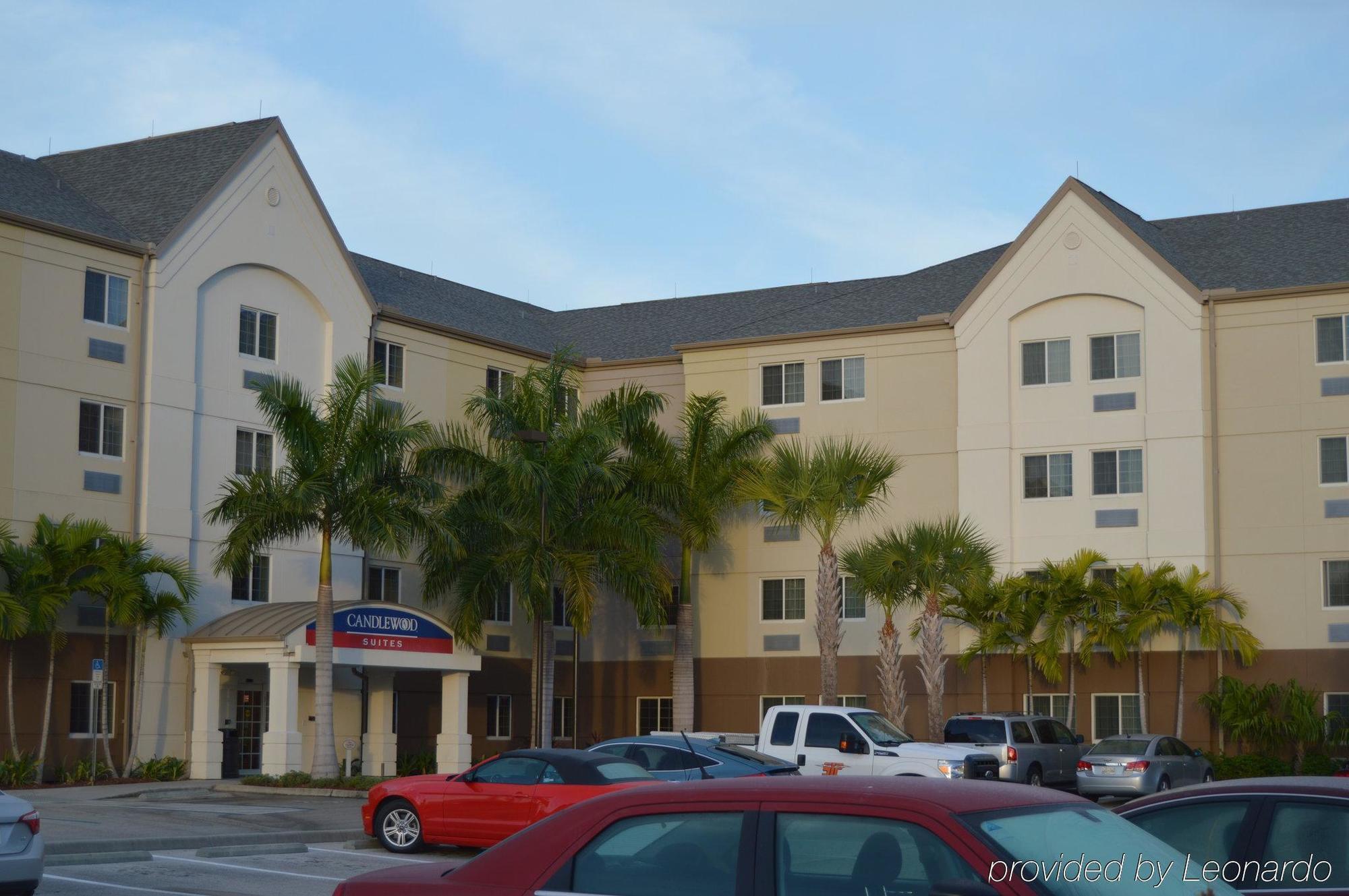 Candlewood Myers/sanibel Gateway By Ihg Hotel 2*