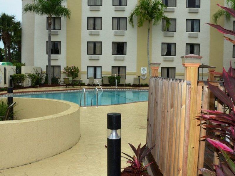 - Myers - Downtown Area By Ihg Fort Myers