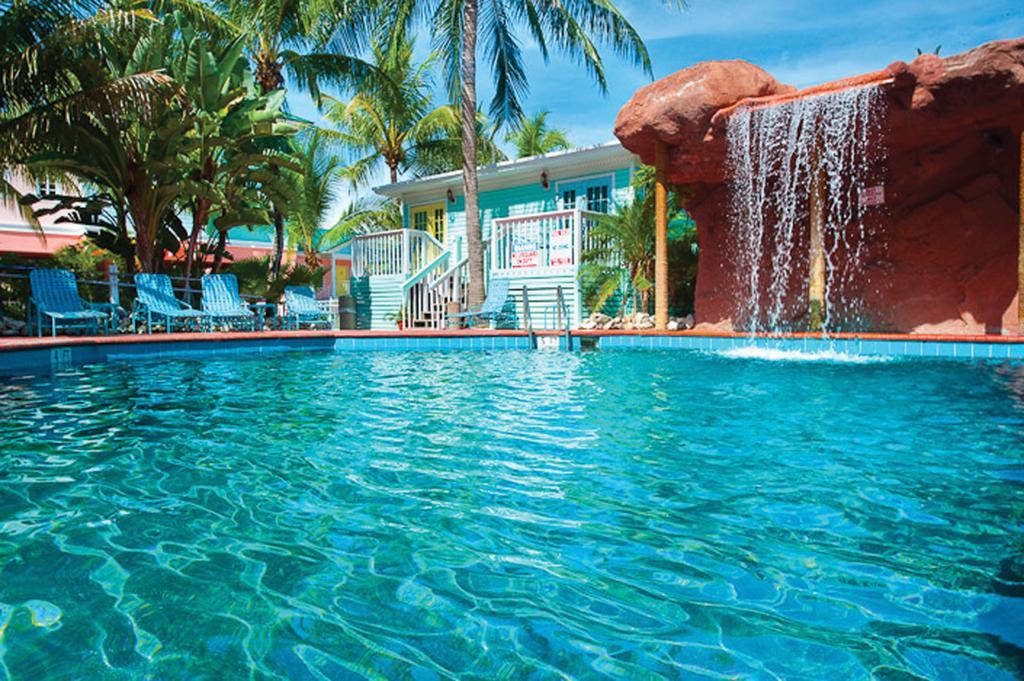 Inn Lighthouse Resort: & 3*
