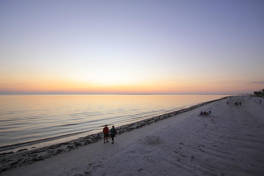 Lighthouse Resort: & Inn