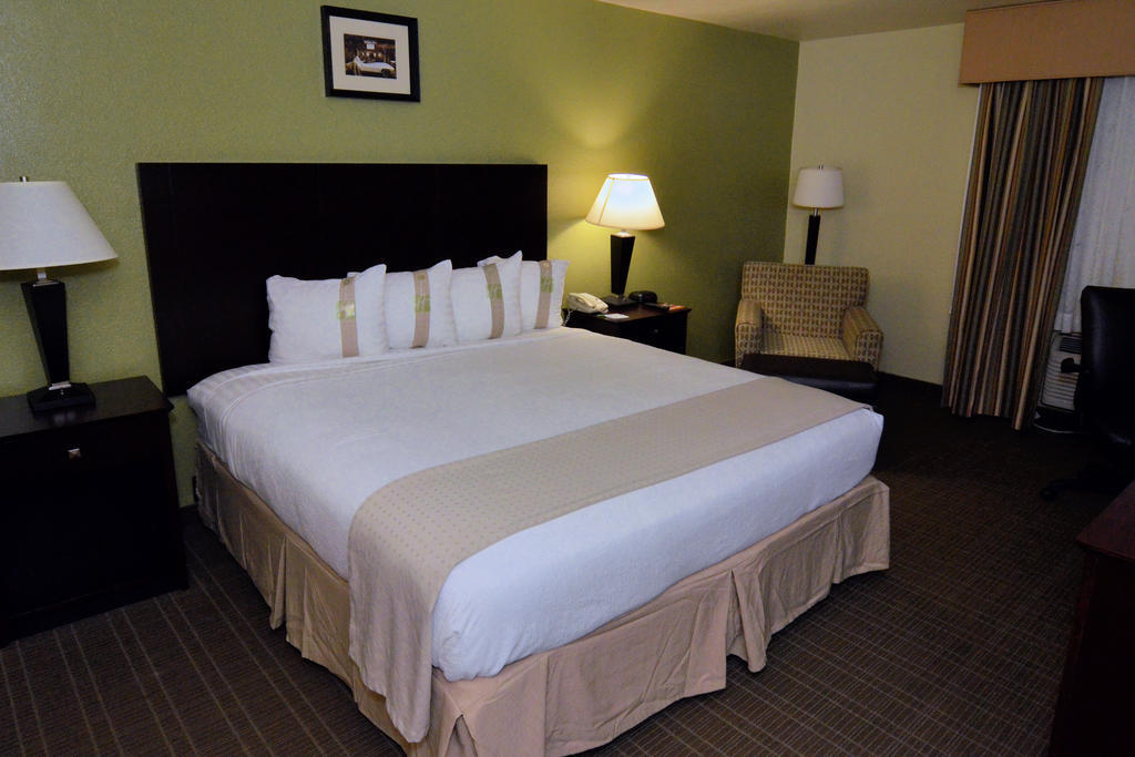 - Myers - Downtown Area By Ihg Hotel 3*