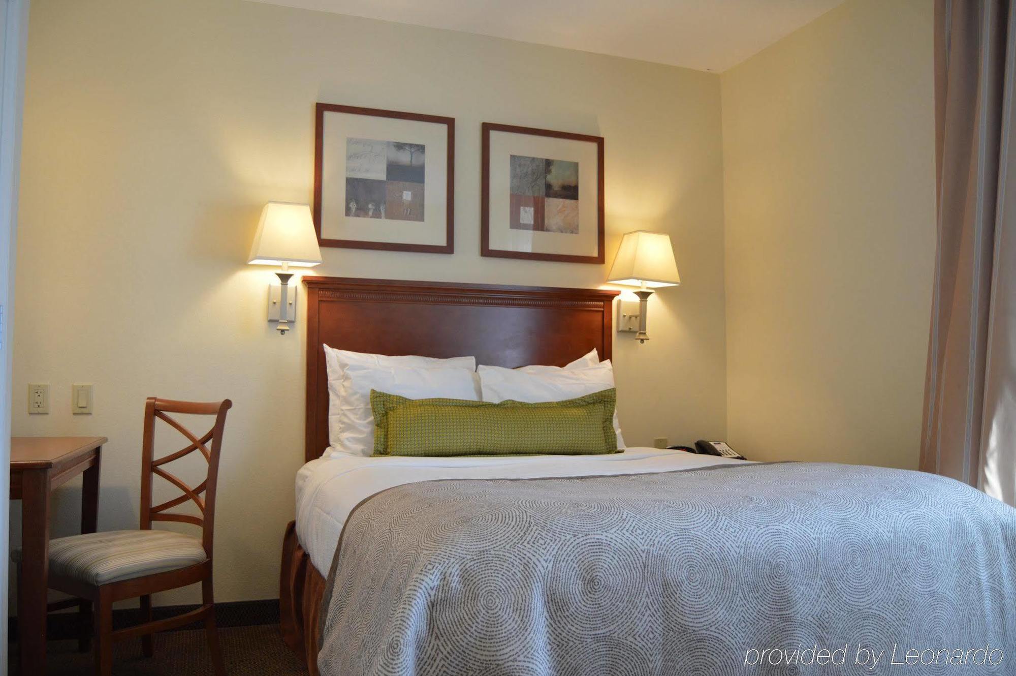 Candlewood Myers/sanibel Gateway By Ihg 2*