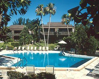Sanibel Beach Club Hotel 3*