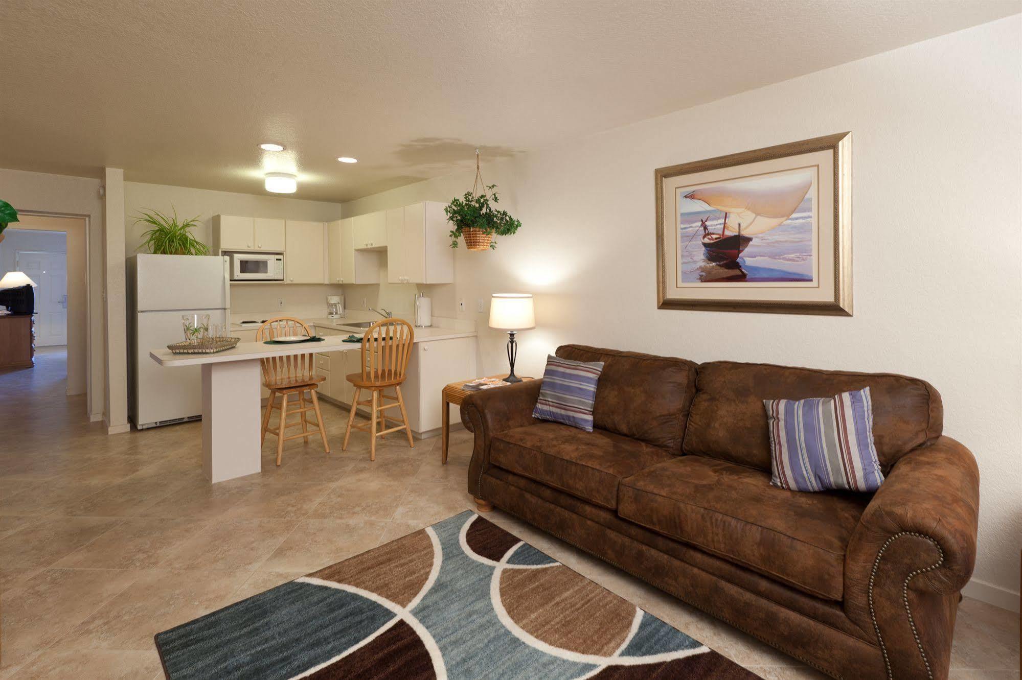 Legacy Harbour & Suites 3*