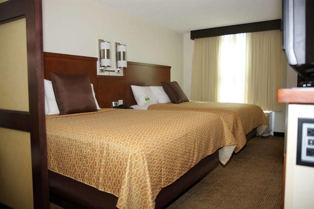 Hyatt Place Myers At The Forum