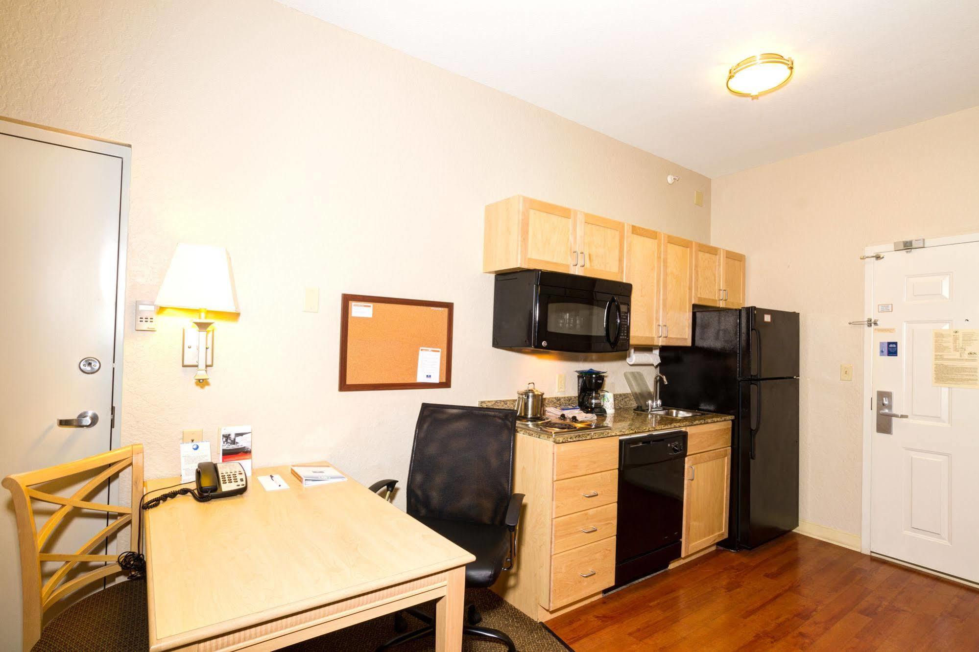 Candlewood Myers Interstate 75 By Ihg 3* Fort Myers