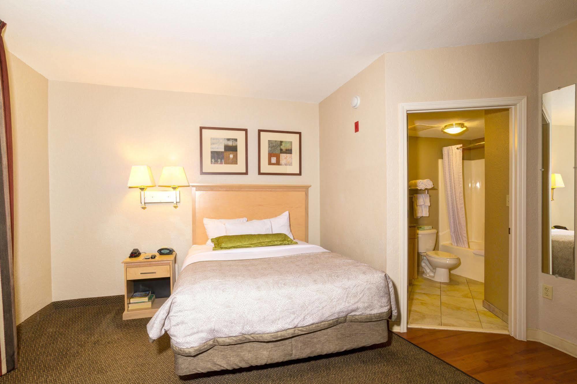 Candlewood Myers Interstate 75 By Ihg Hotel 3*
