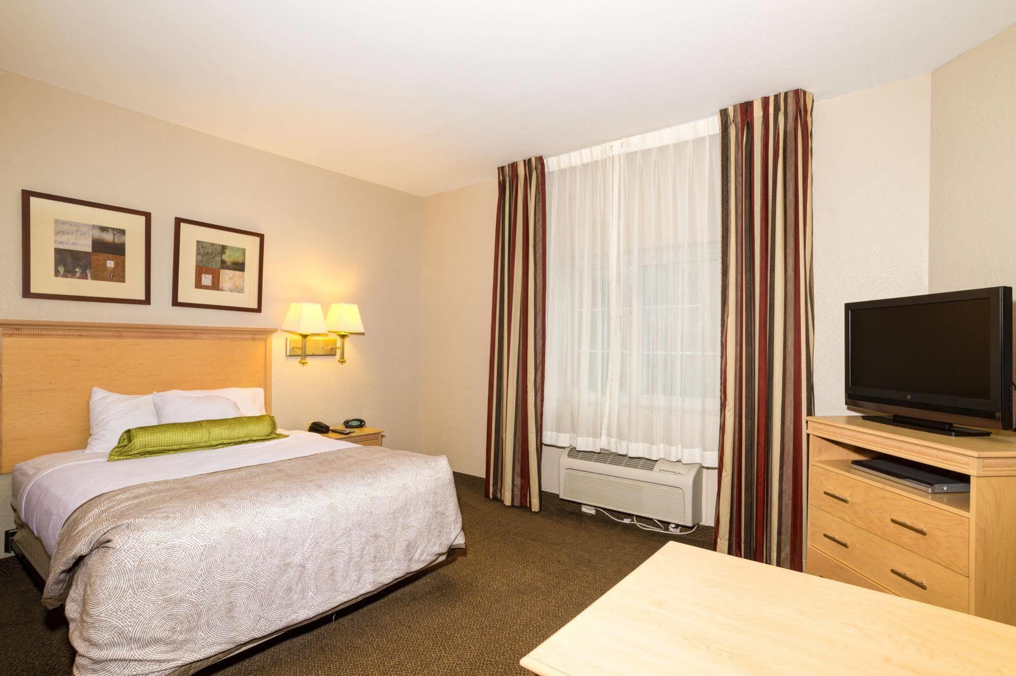 Candlewood Myers Interstate 75 By Ihg 3* Fort Myers