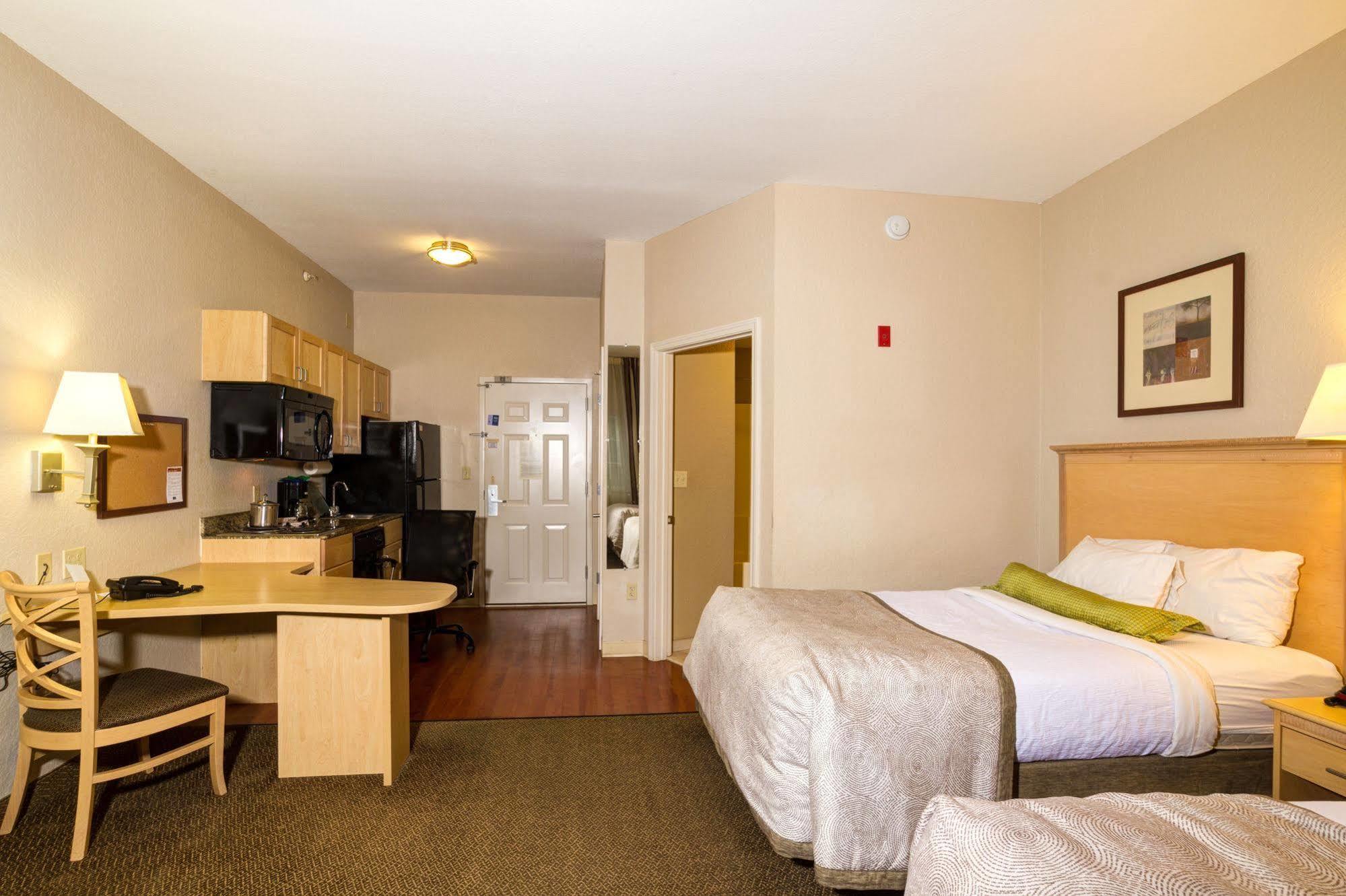 Candlewood Myers Interstate 75 By Ihg Hotel Fort Myers
