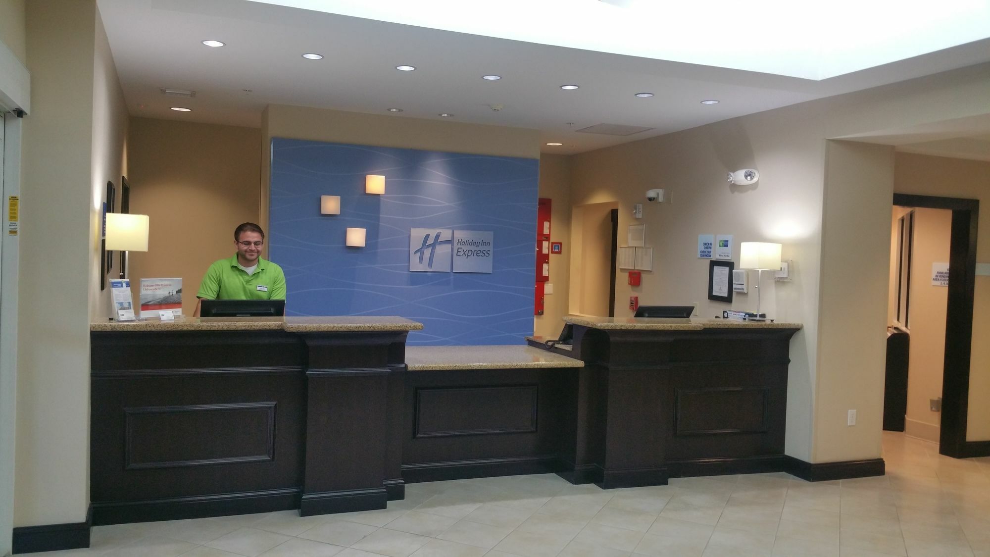 Express & Myers East - The Forum By Ihg 2* Fort Myers