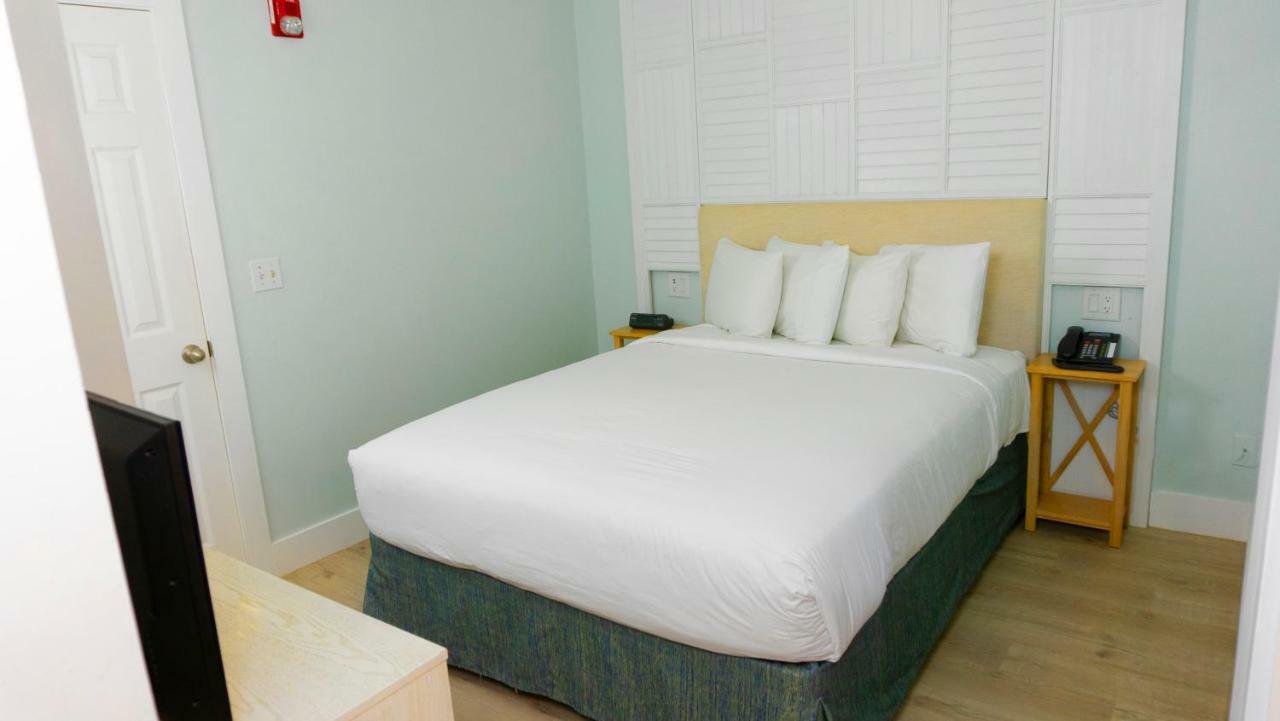 Inn Lighthouse Resort: & 3*
