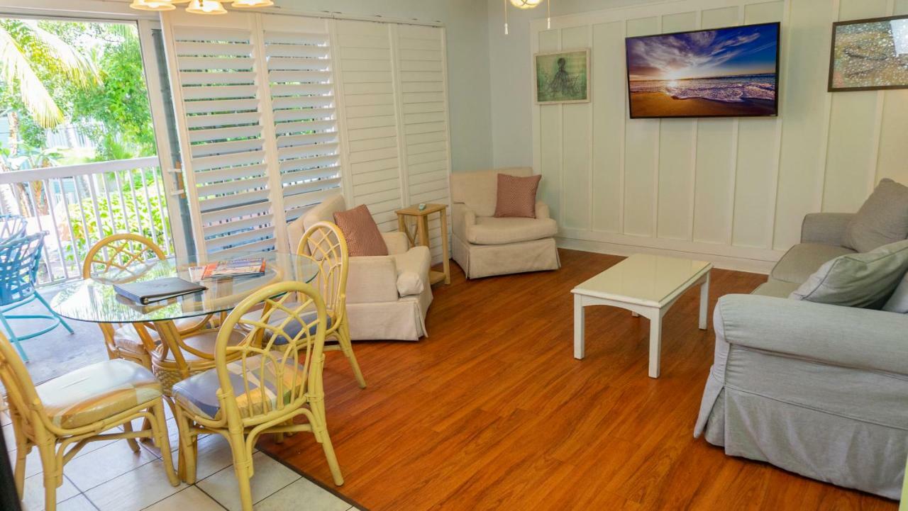Lighthouse Resort: & 3* Fort Myers Beach