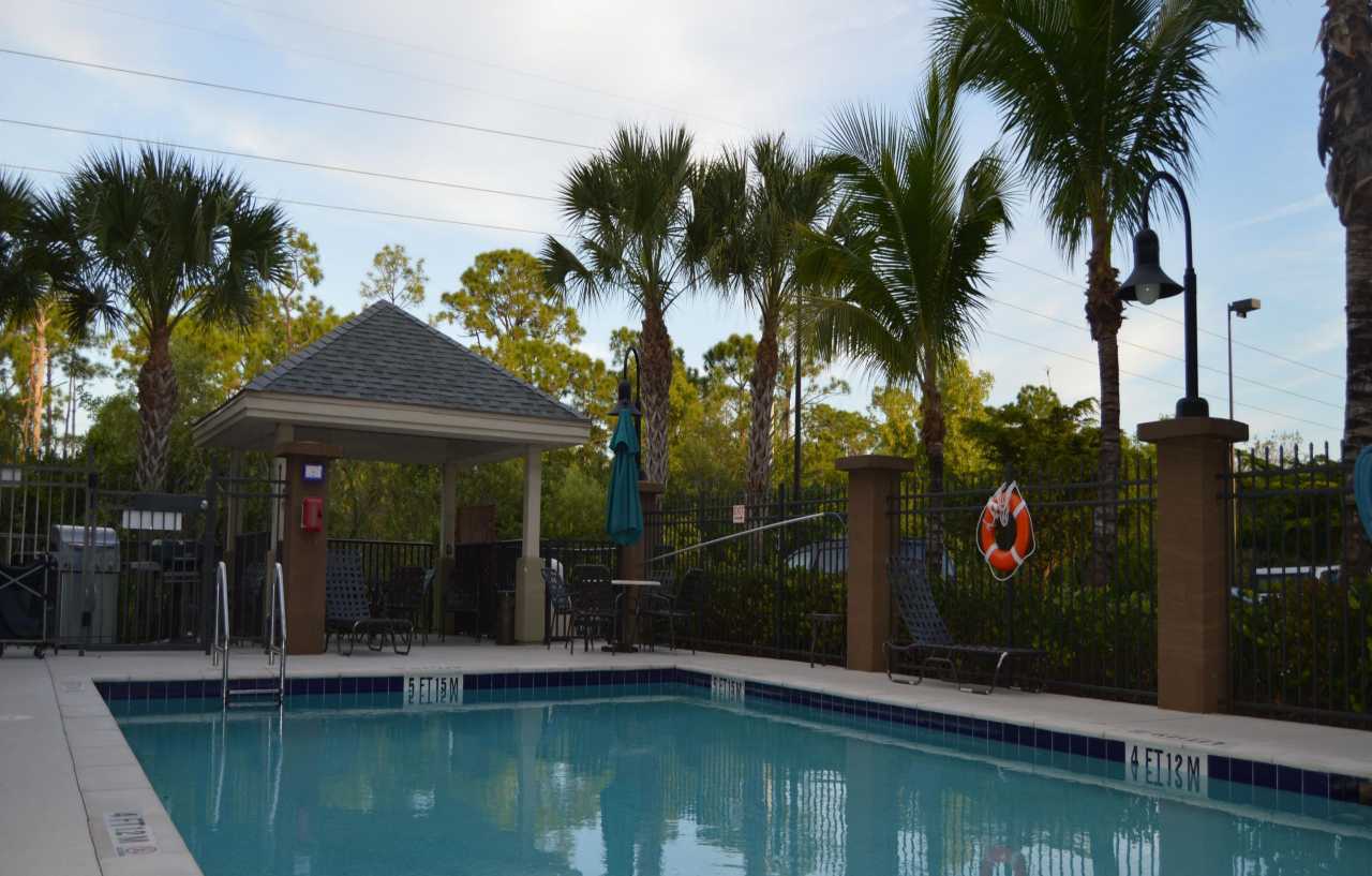 Candlewood Myers/sanibel Gateway By Ihg Hotel