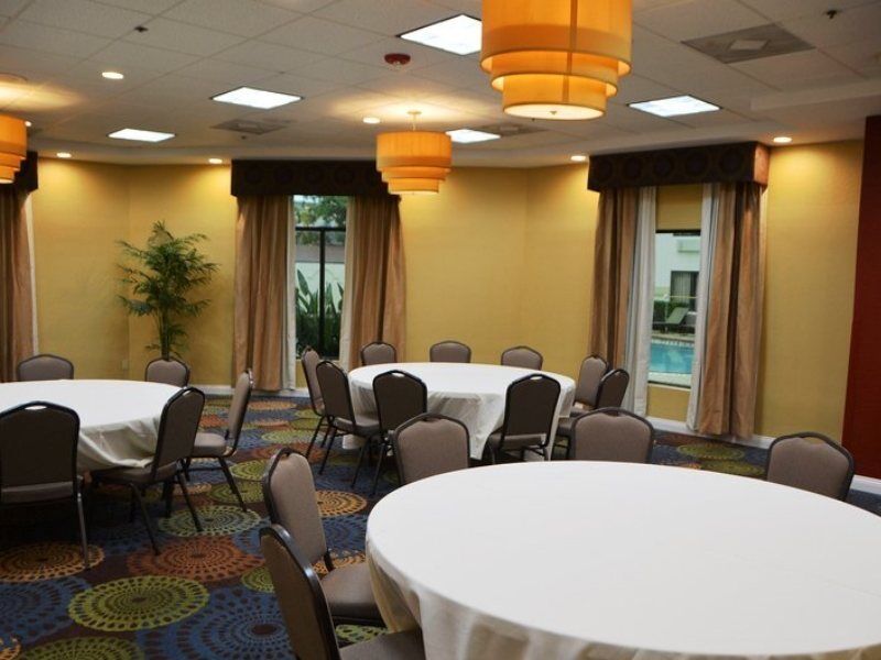 Hotel - Myers - Downtown Area By Ihg